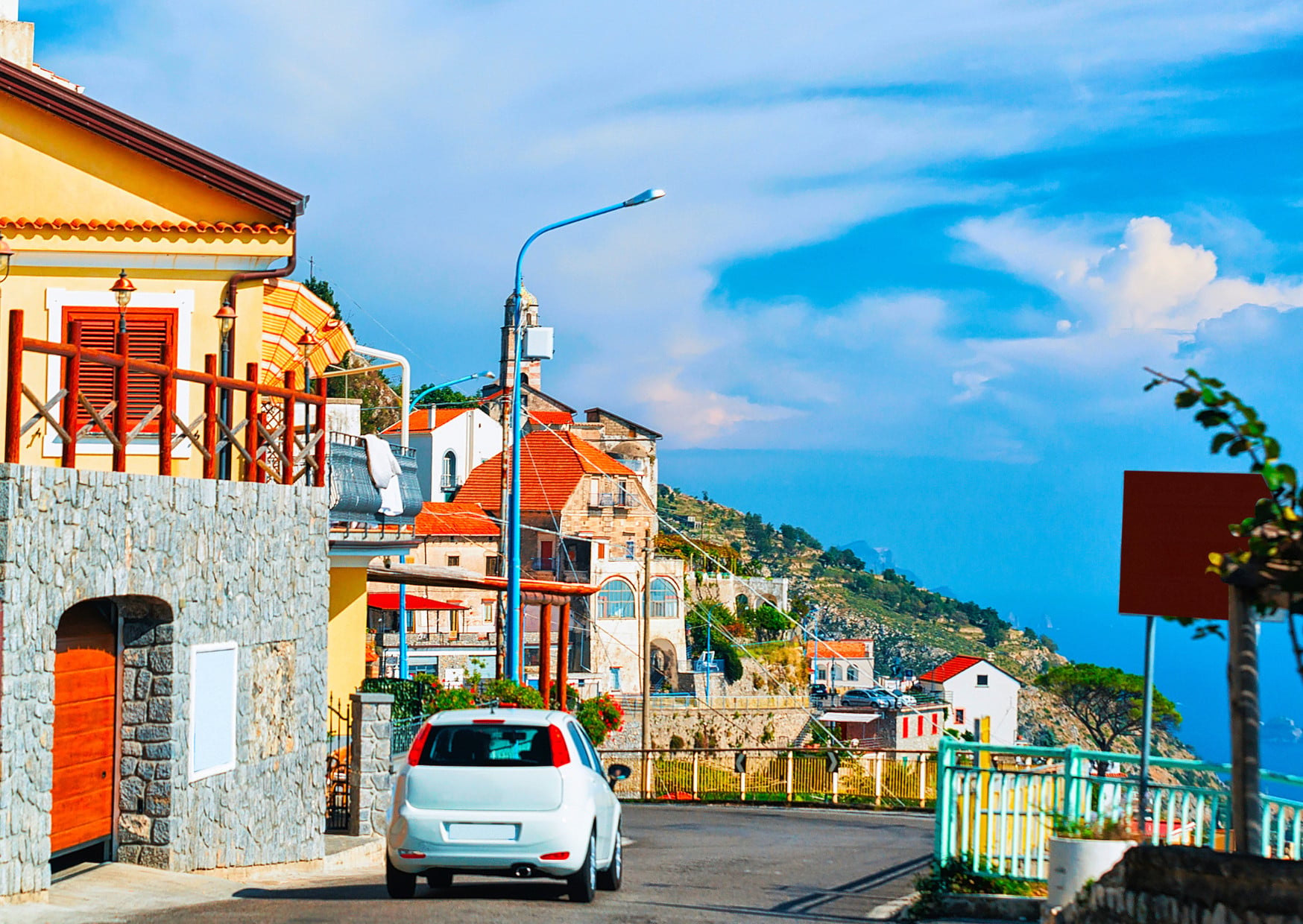 Using Cars in Amalfi in Peak Summer - tourist faux pas in Amalfi