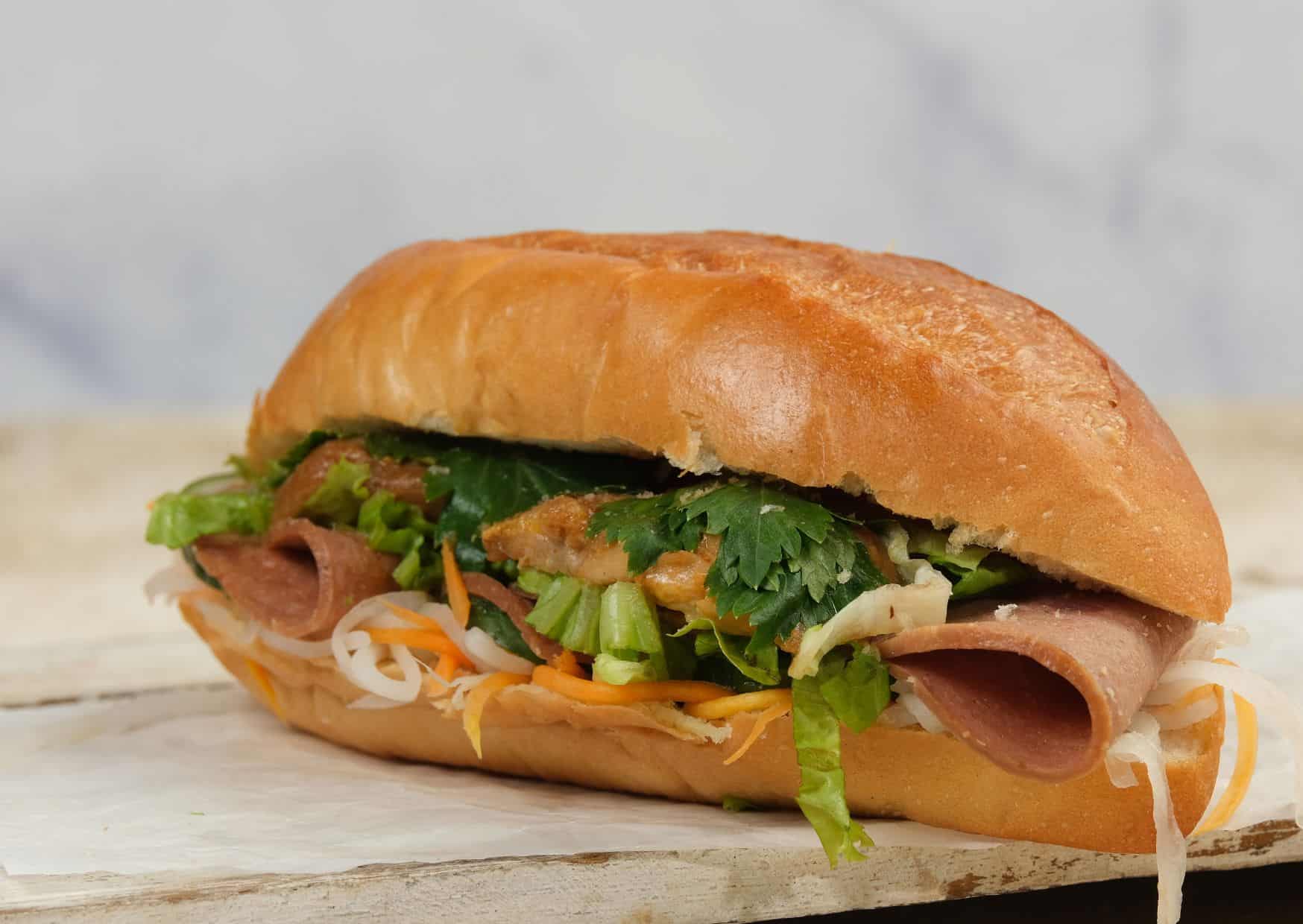 Bahn Mi, 5 Most Popular Vietnamese Dishes (Recipe Guide) Tips And Calories
