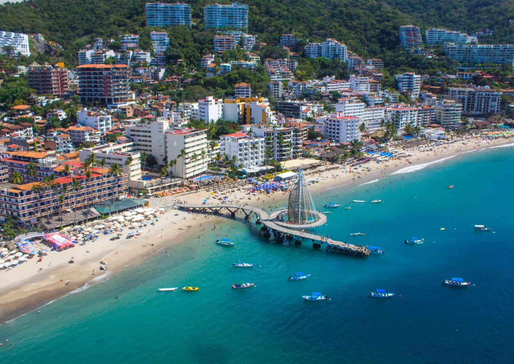 Looking To Move In And Travel? Why Everyone’s Packing Up and Moving to These Destinations, 9 Best Tropical Places for Living That Make You Fall In Love, 6 Tourist Traps to Avoid in Puerto Vallarta And How To Avoid Them
