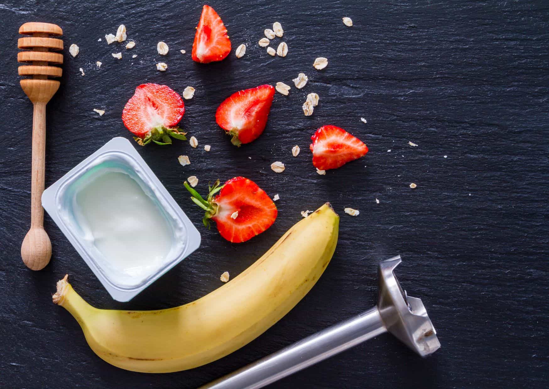 How To Make Strawberry Banana Smoothie (Recipe Guide) Tips And Calories