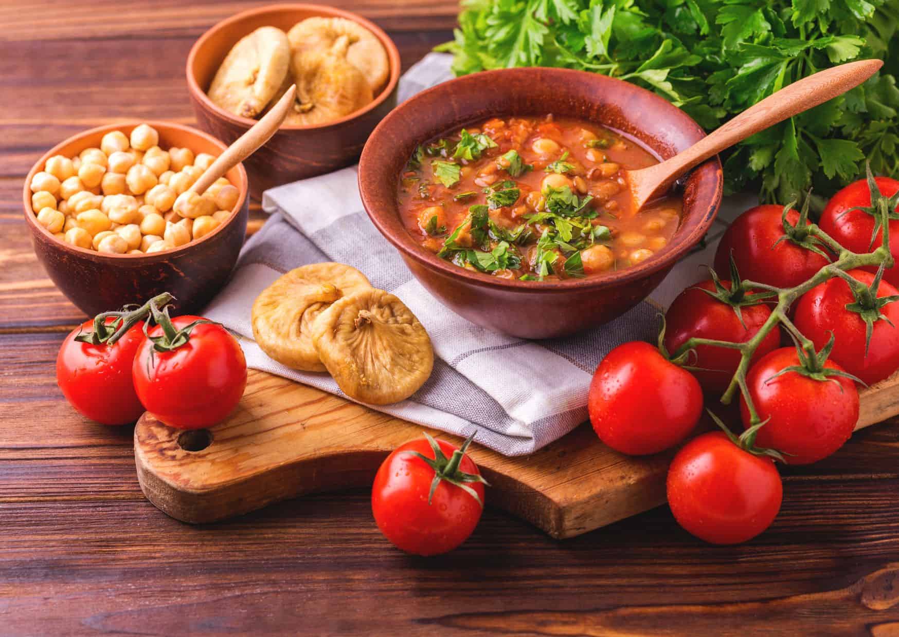 3 Most Popular Dinners In Morocco, How To Make Harira Soup (Recipe Guide) Tips And Calories