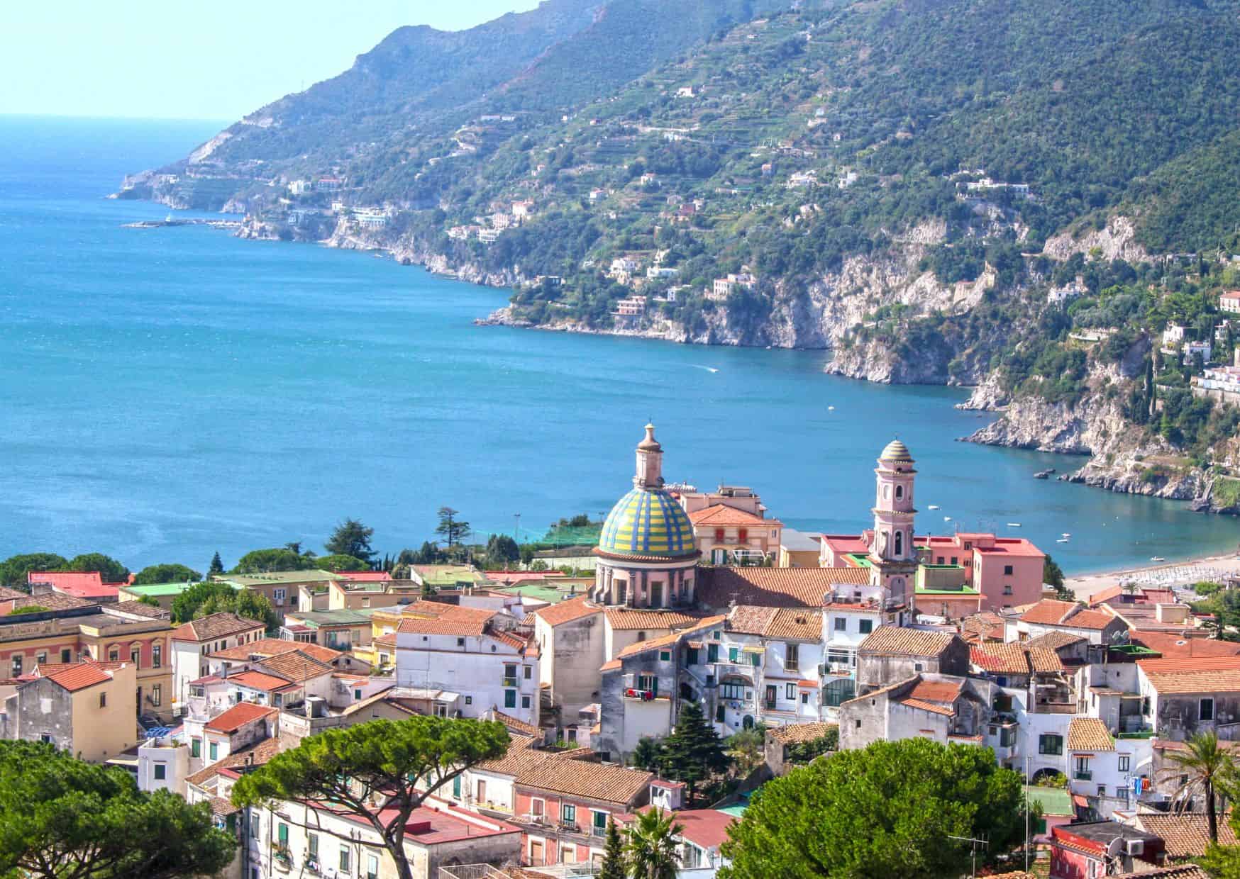 20 Top Countries in the World to Meet and Date New People: Ultimate Guide