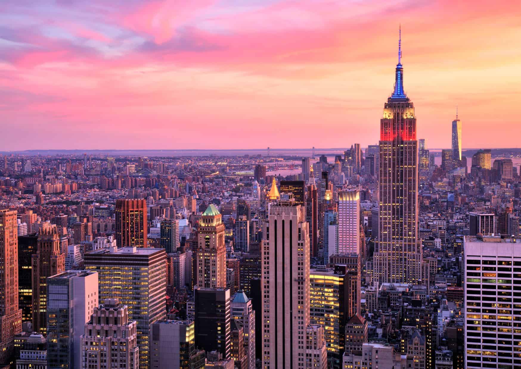 Most Popular Tourist Traps in New York (Travel Guide)