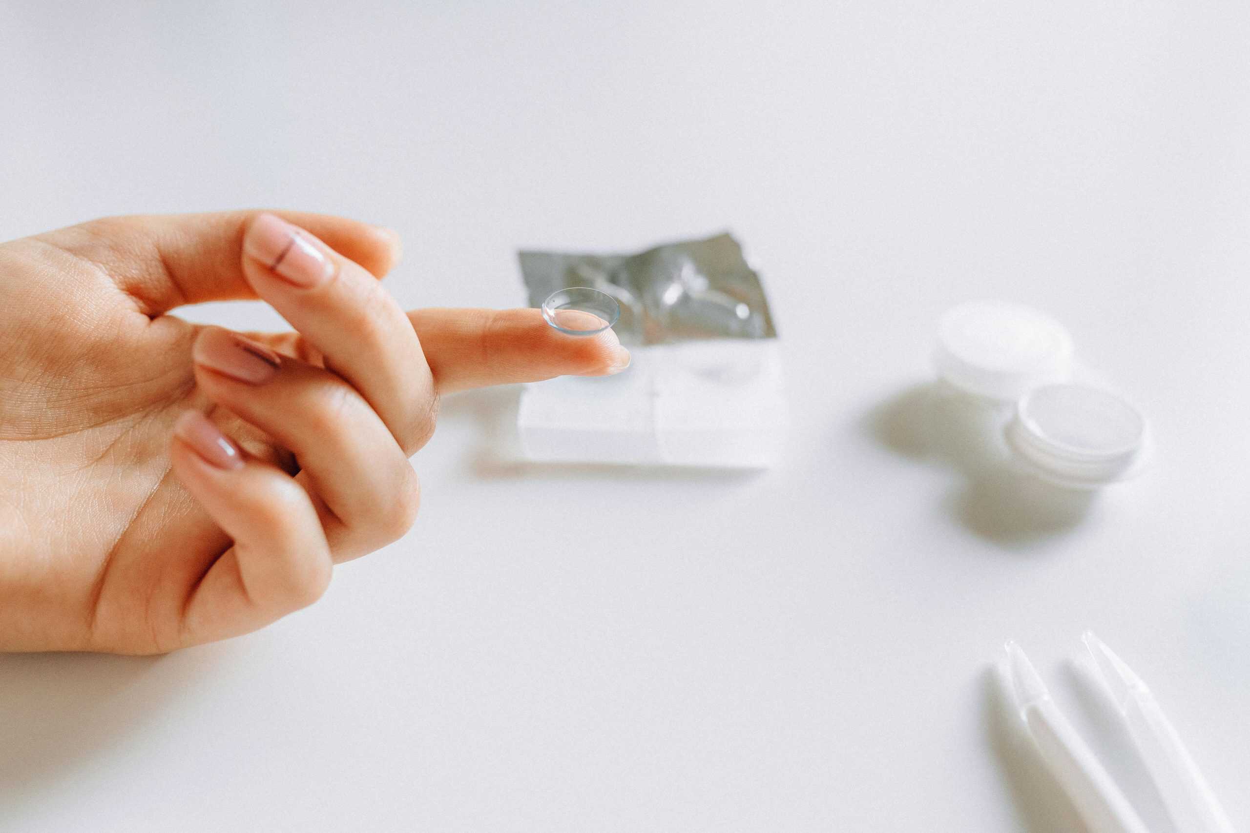 Travel Tips for Contact Lens Wearers