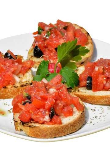 6 Foods That Can't Miss With Aperitivo In Italy (Recipe Guide), How To Make Bruschetta al Pomodoro (Recipe Guide)
