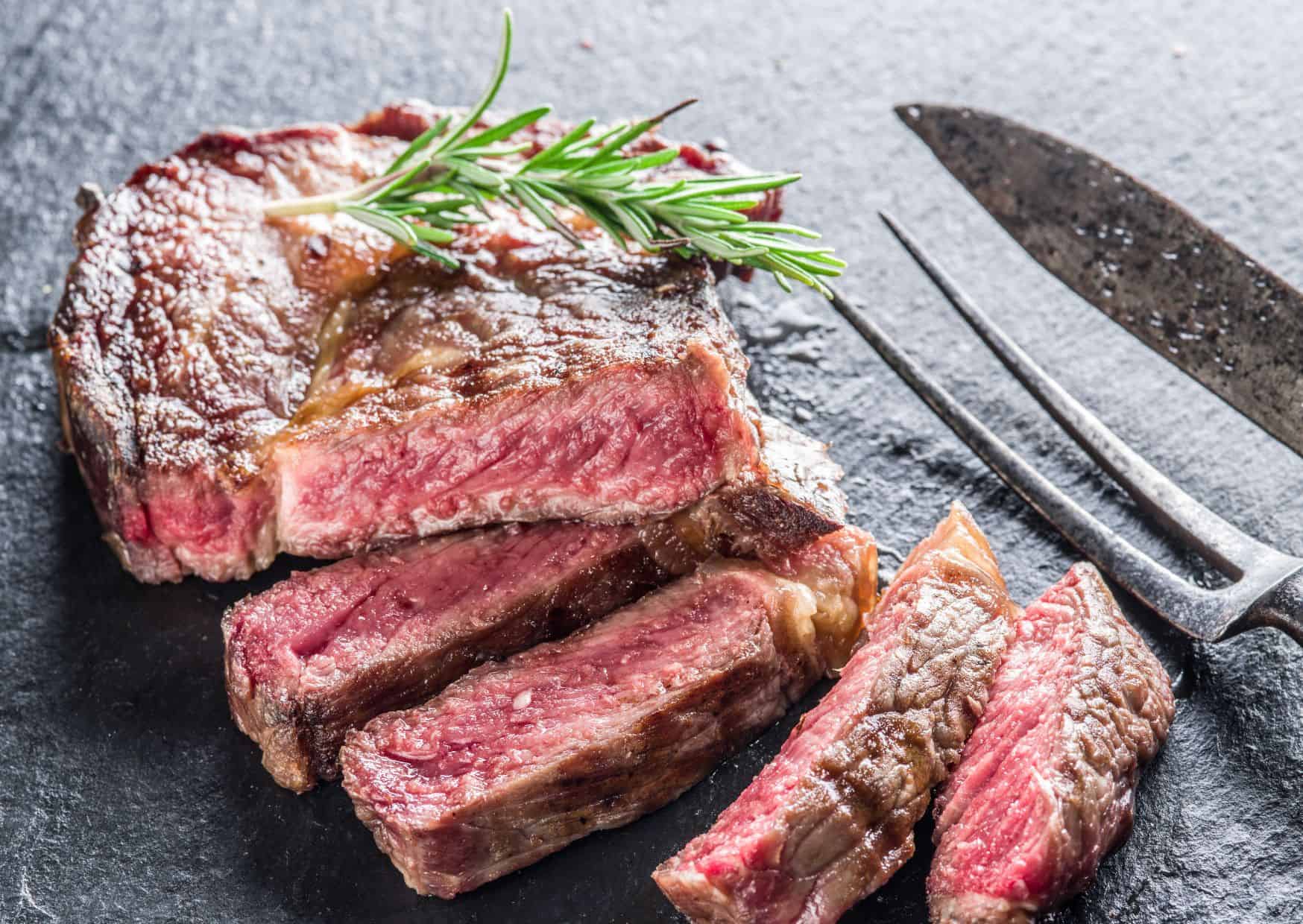 How To Make Spanish Txuleton Beef Steak (Recipe Guide)