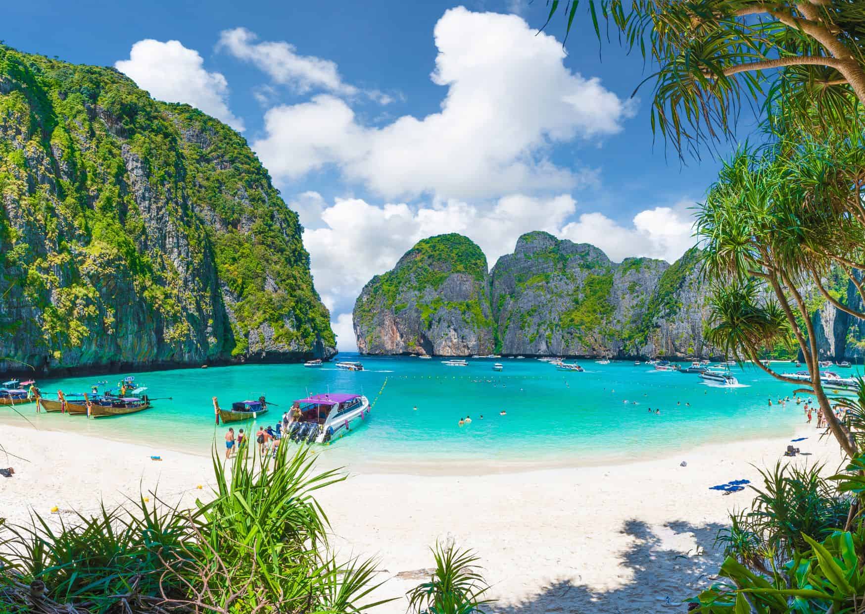 The World's Most Overrated Beaches (That Aren’t As Perfect As Instagram Shows)
