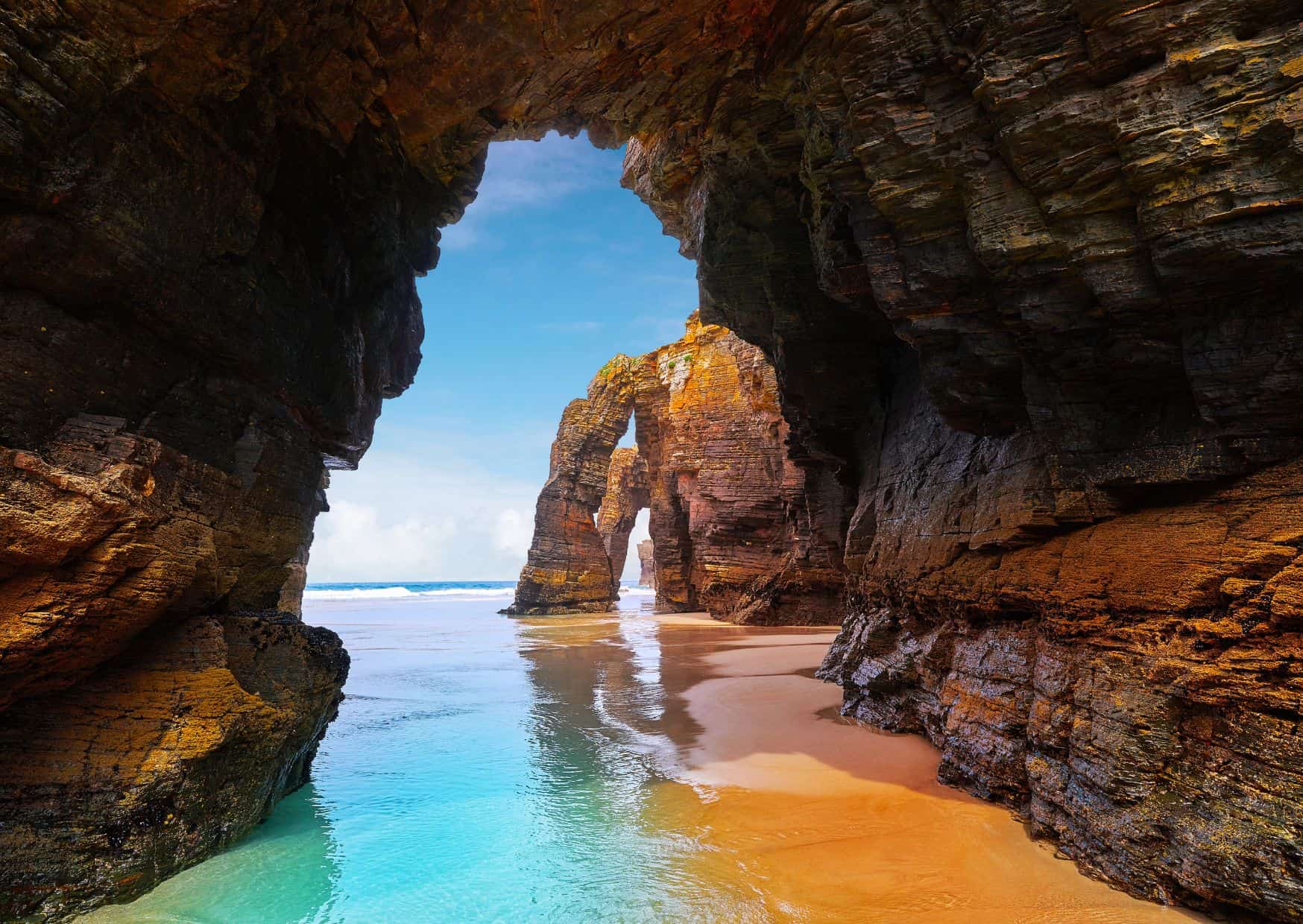 Las Catedrales, 6 Spanish Beaches That Look Like Caribbean Beaches