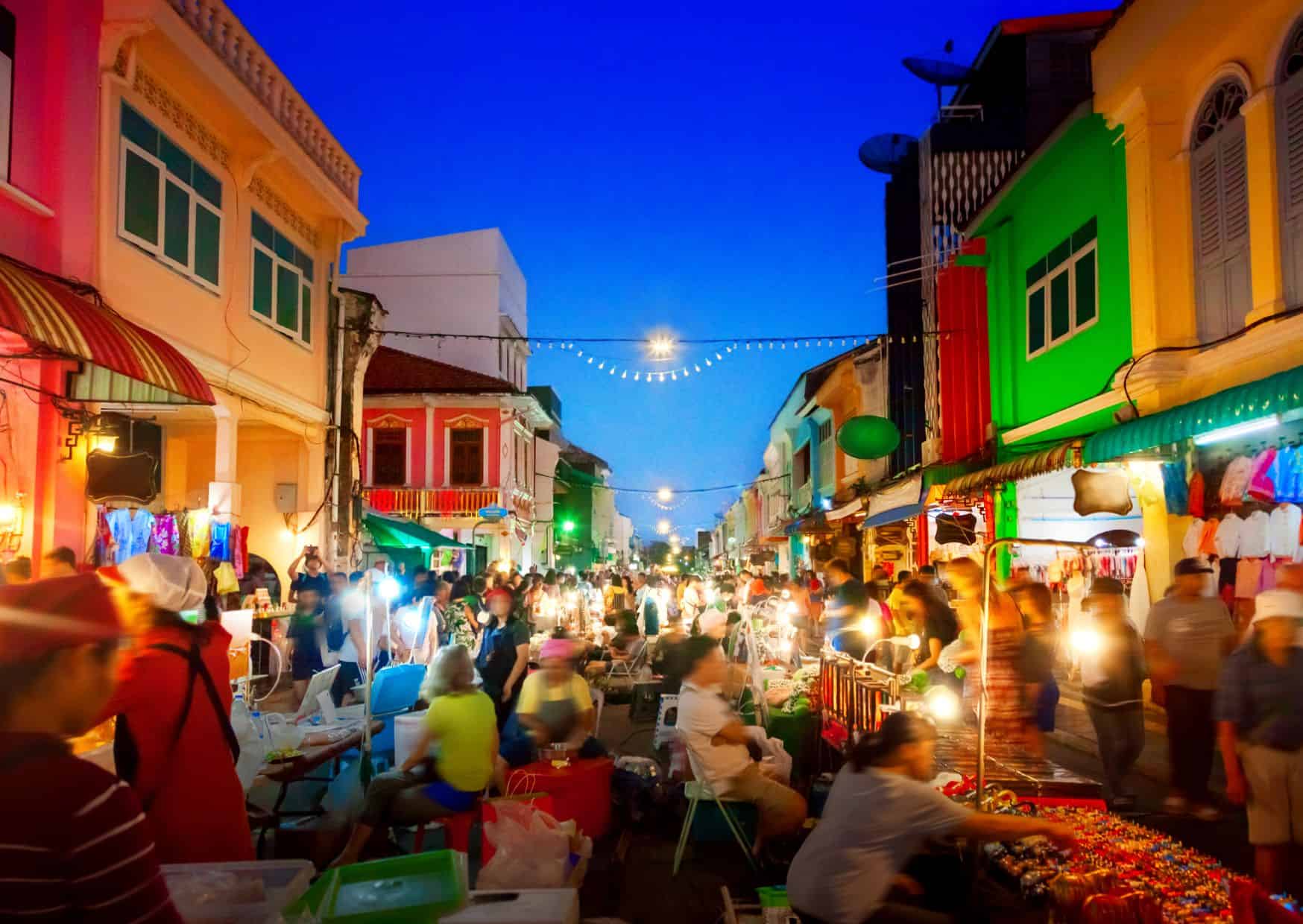 12 Worst Destinations to Visit During Peak Season (And Why You Should Avoid Them)
