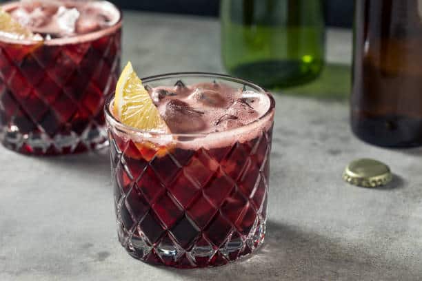 How to Eat in Spain Like a Local - 9 Tips To Eat As A Local When Visiting Spain, 7 Best Cocktails To Drink In Spain (Recipe Guide)