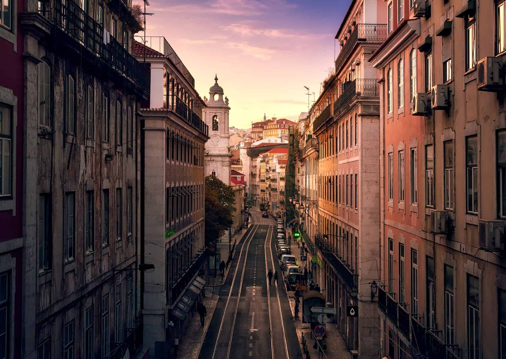 15 Things Not To Do In Lisbon (With Recommendations for Better Alternatives)