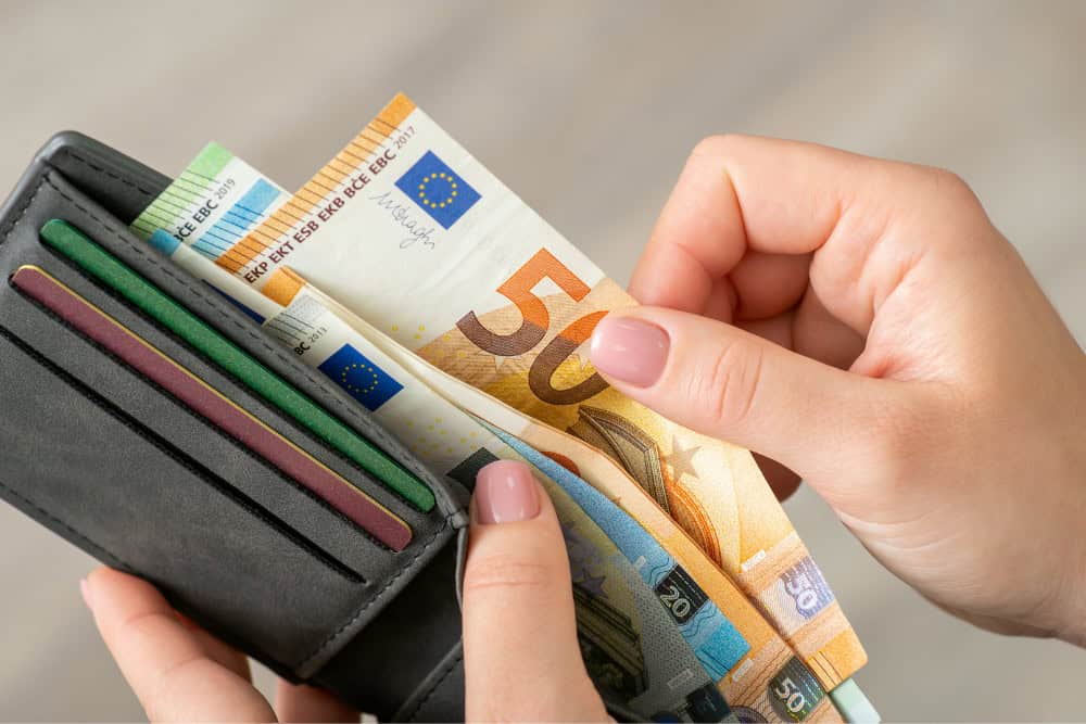 16 Things Europeans Stubbornly Refuse to Change 11