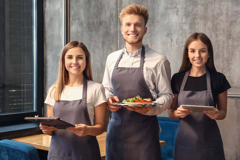 Red Flags Europeans Spot in Authentic Restaurants 5