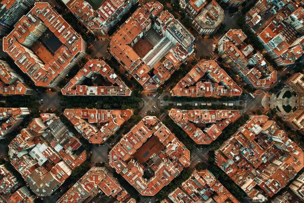 Why European Neighborhoods Work Better Than American Ones 8