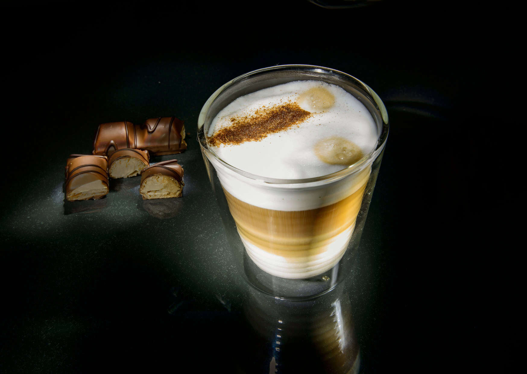 The Coffee Date Rules Nobody Tells American Women in Europe 2