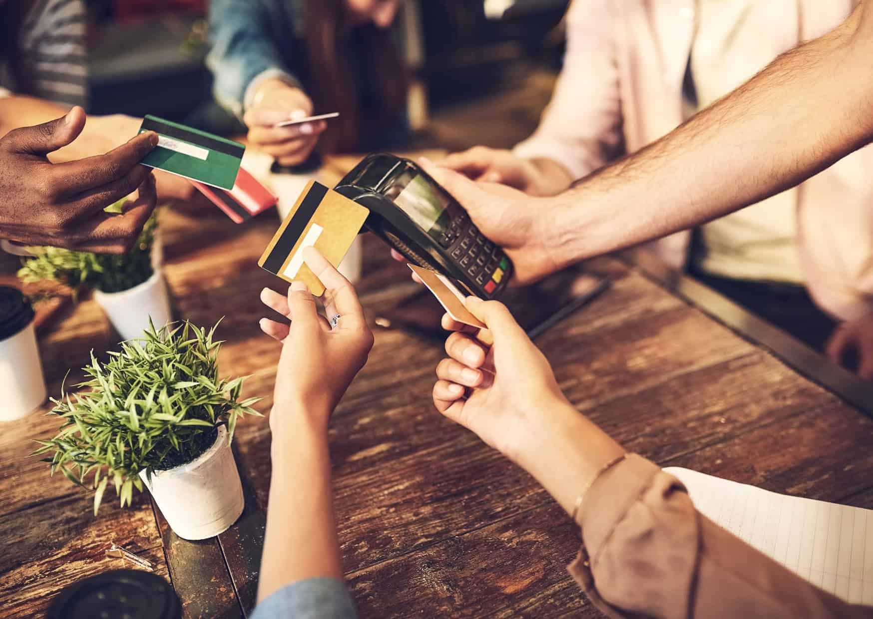 The Coffee Date Rules Nobody Tells American Women in Europe 6