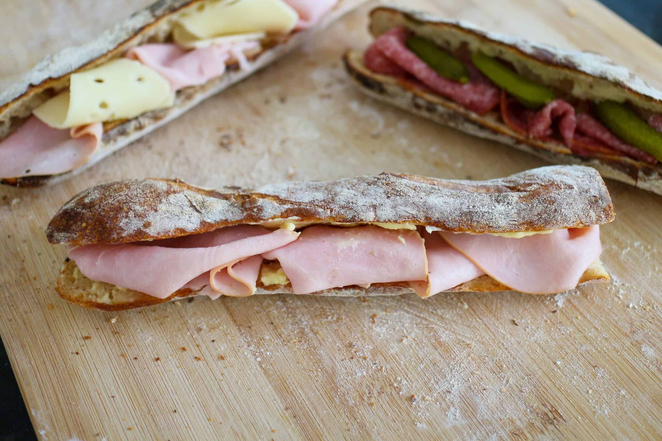 Sandwich jambon beurre scaled