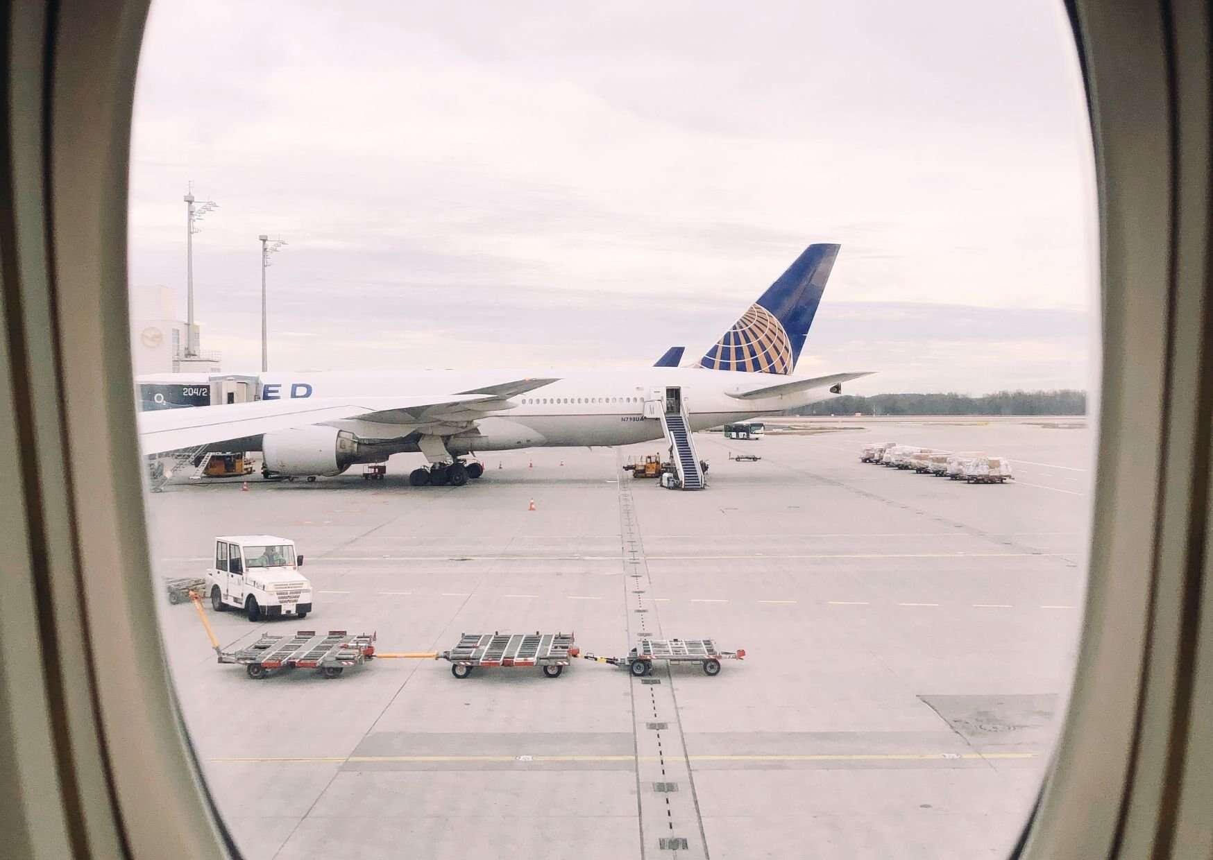 10 Unspoken Rules of Flying That Every Passenger Should Know