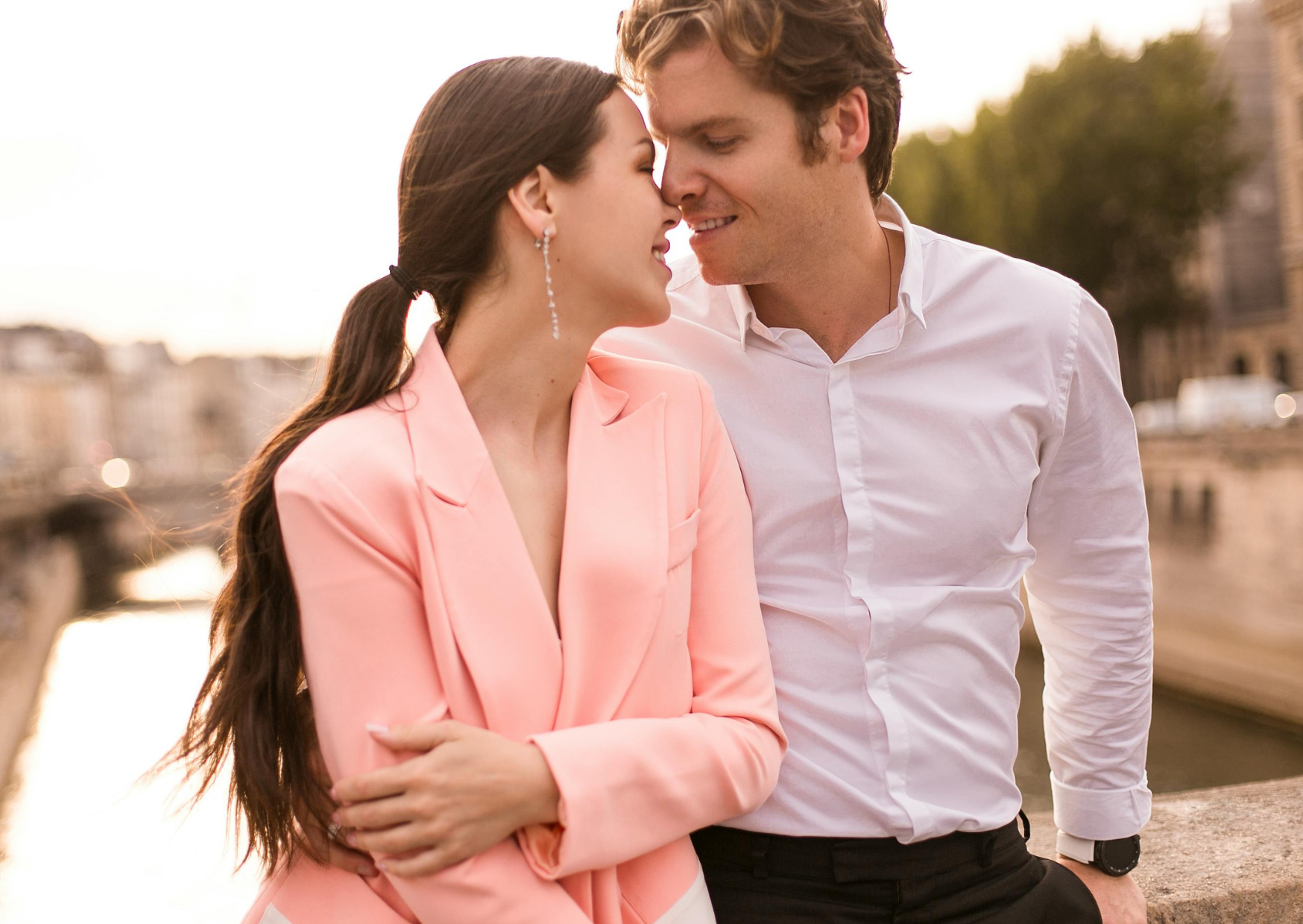 French Couples Kiss Here 8