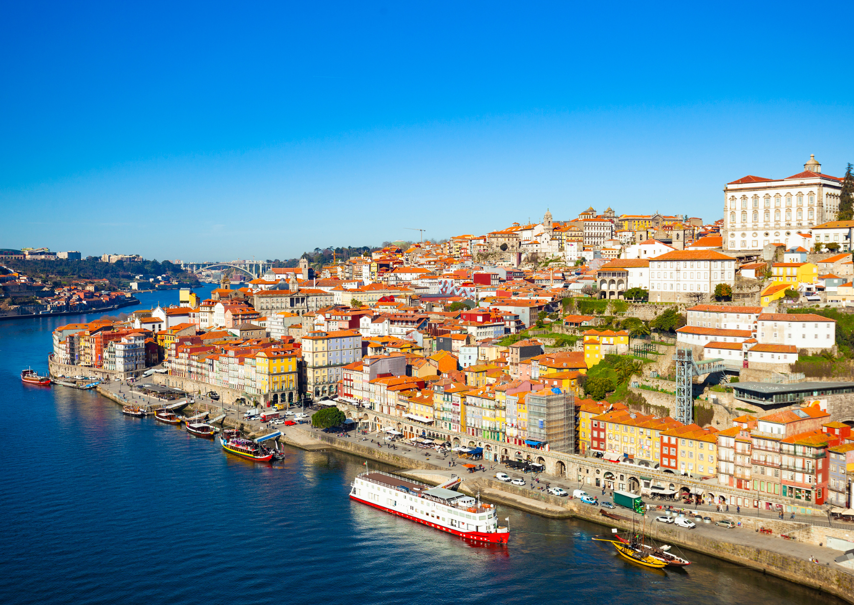 Mediterranean Country Secretly Giving Americans 5 Year Visas 5