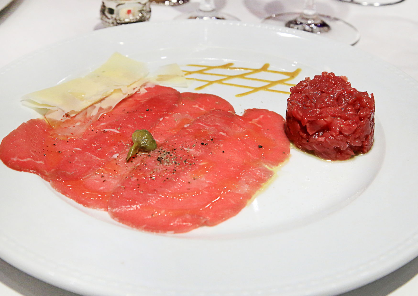 raw meat Europe Italian carne cruda