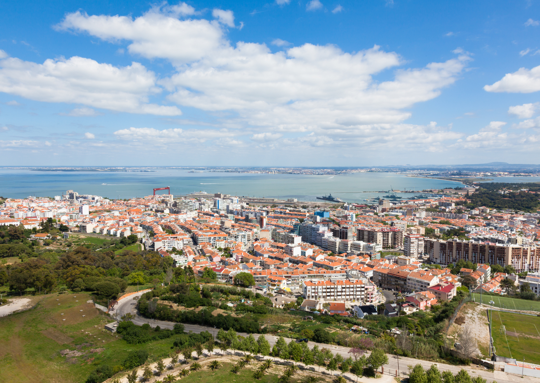 Almada Portugal 6