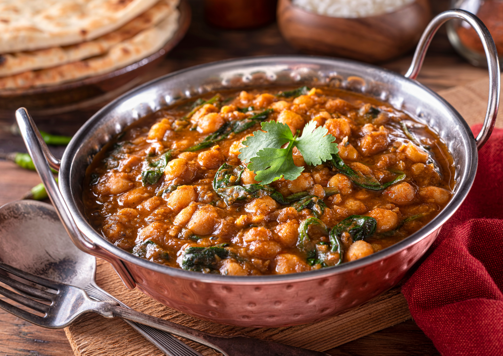 Forget Tapas: Real Spanish Cooking Starts With These 15 Dishes Nobody Puts on Menus 4 food Garbanzos con espinacas