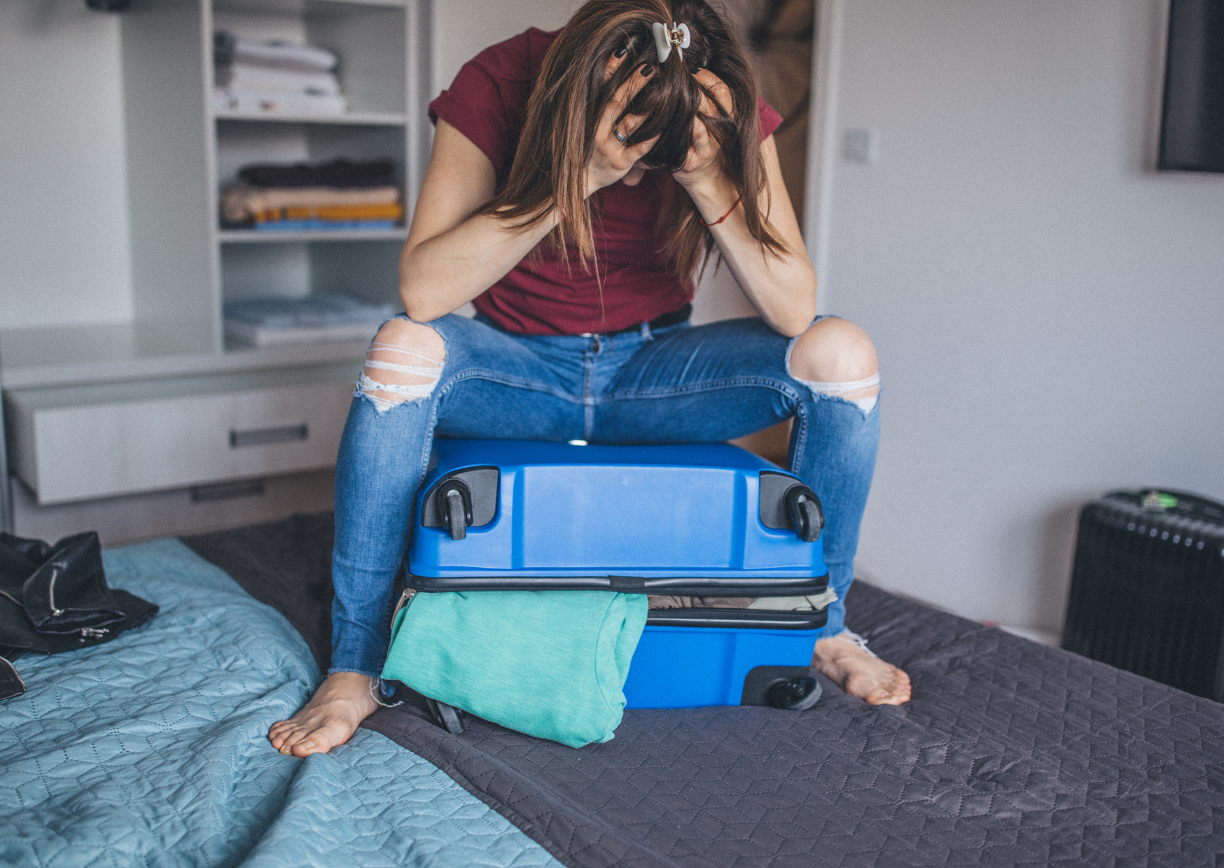 packing luggage 4