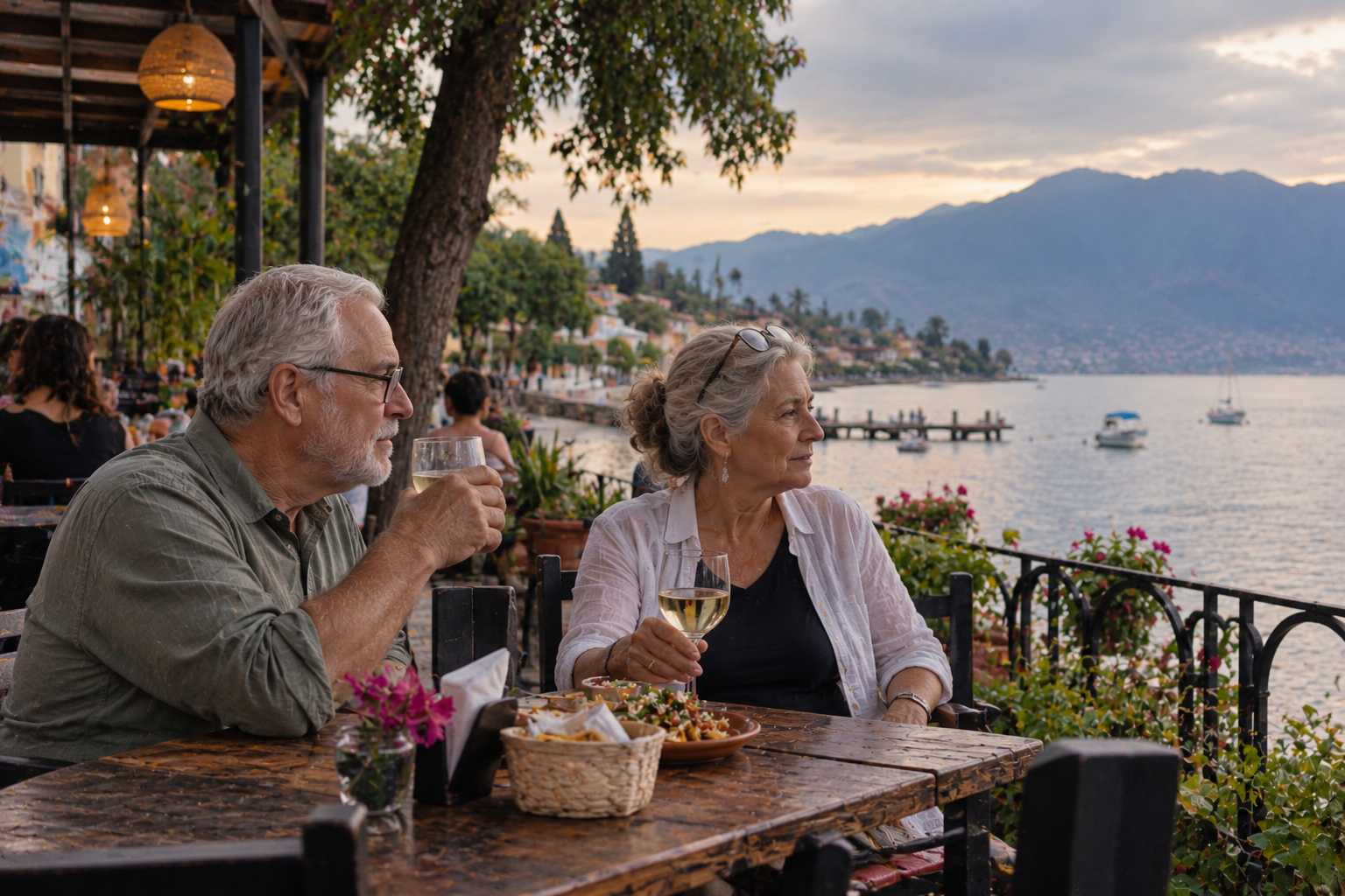They Chose Lake Chapala, Mexico Over Florida With $180,000: The Largest American Retiree Town You Have Never Heard Of 5 lake chapala 4